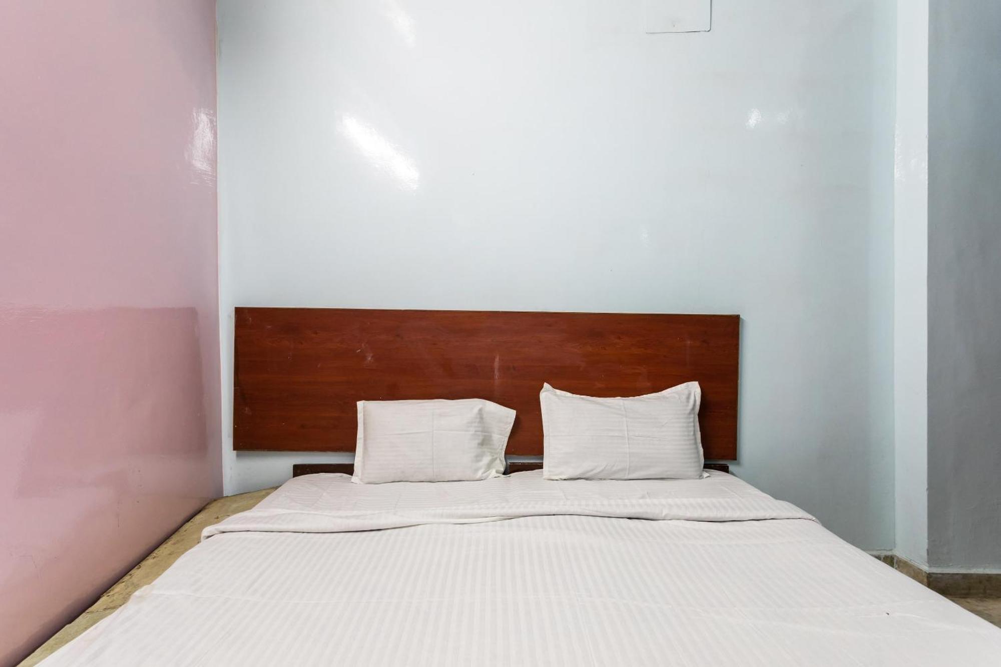 Hotel Vanilla Bhopal Exteriör bild